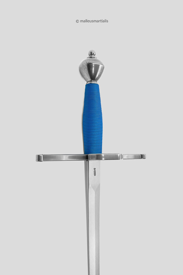 side view of Malleus Martialis Sport Parrying dagger configuration 1